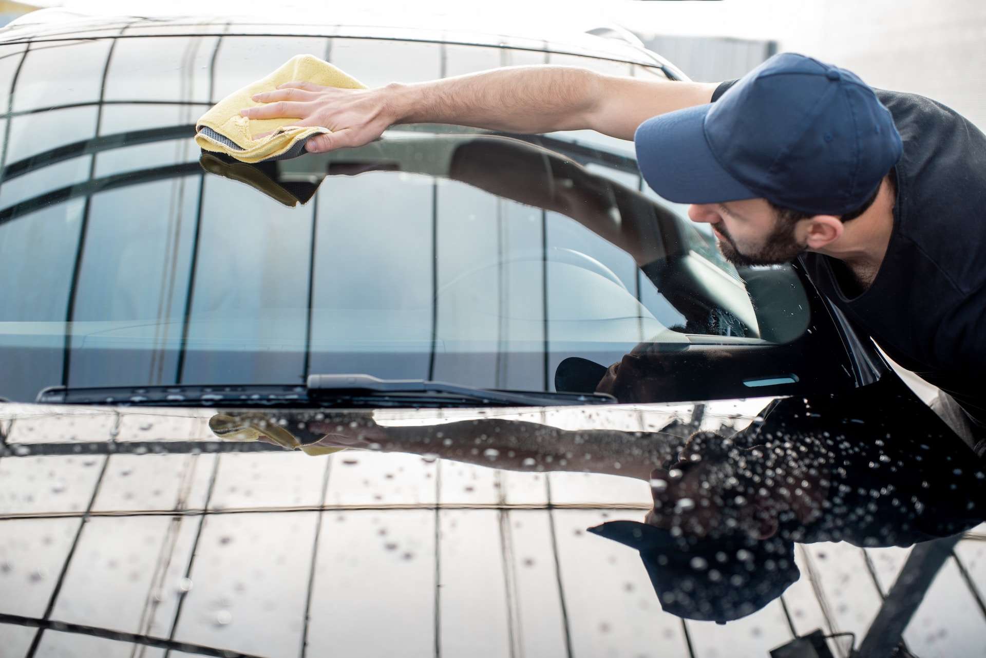 auto glass cleaning